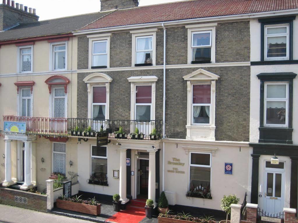 Remaotel The Bromley Apartments Great Yarmouth Buitenkant foto